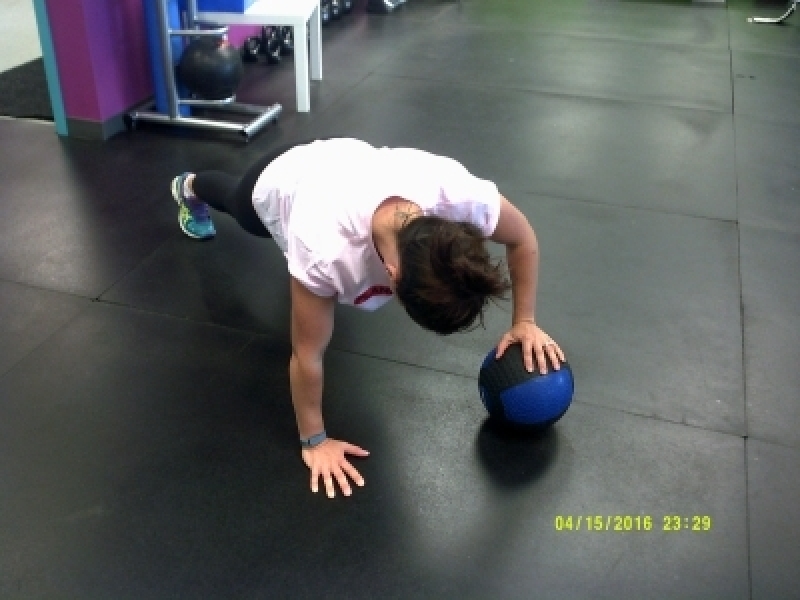 Angel Wings Medicine Ball Curl Up 2